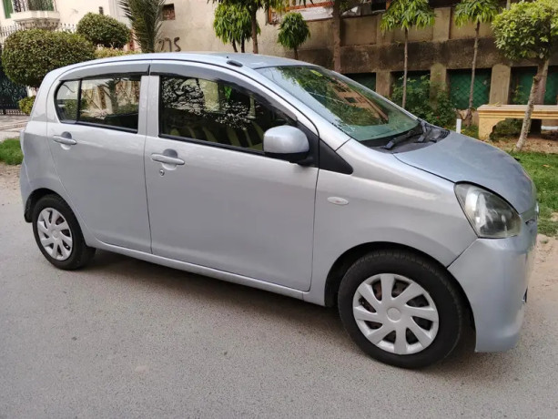 daihatsu-mira-20122015-big-1