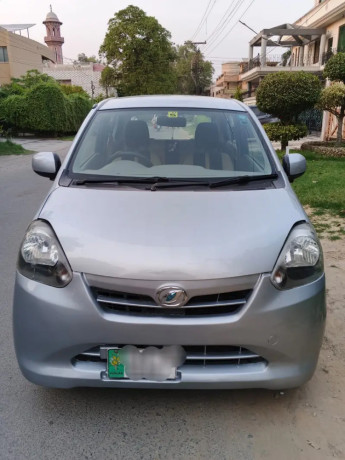 daihatsu-mira-20122015-big-0