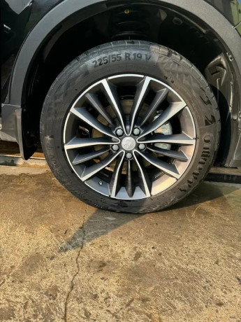 proton-x70-premium-fwd-2023-big-2