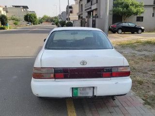 toyota-corolla-xe