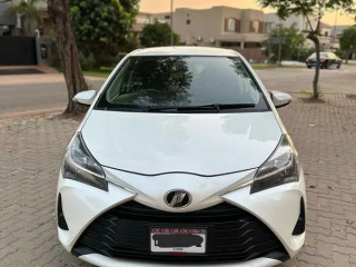 toyota-vitz-f-13