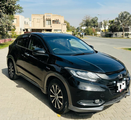 honda-vezel-2014-big-2
