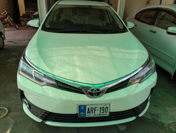 toyota-corolla-altis-16-x-cvt-i-big-4