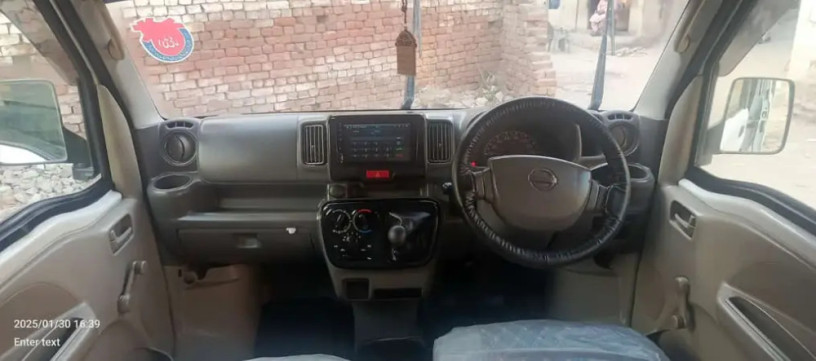 nissan-clipper-2015-model-big-3