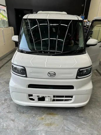 daihatsu-tanto-2021-big-0
