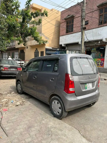 suzuki-wagon-r-2017-big-0
