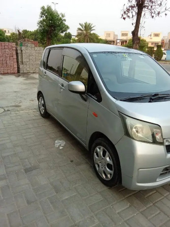 daihatsu-move-2013-big-2
