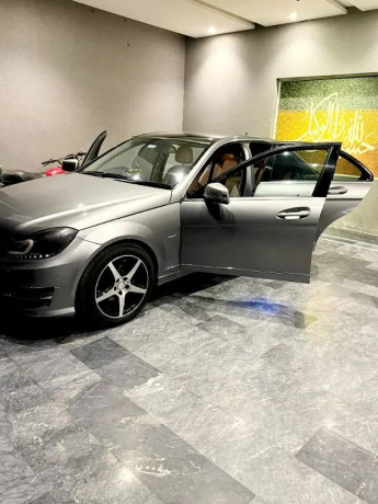 mercedes-benz-c-class-c180-amg-big-0