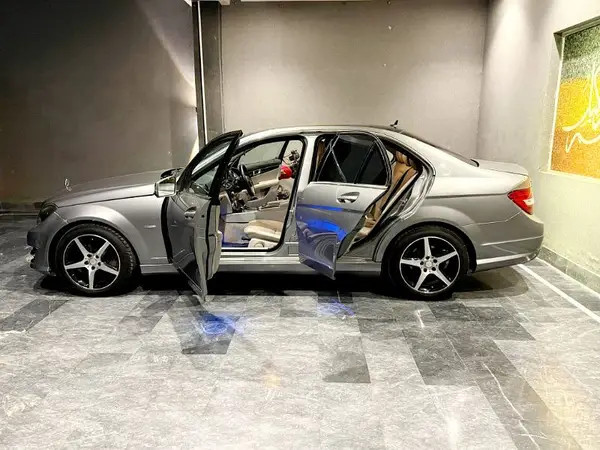 mercedes-benz-c-class-c180-amg-big-4