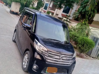 nissan-roox-20142017