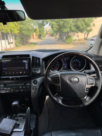 toyota-land-cruiser-zx-gasoline-35l-big-6