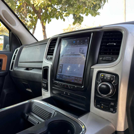 toyota-hilux-revo-gr-s-big-6