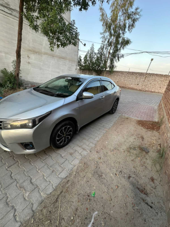 toyota-corolla-altis-16-x-cvt-i-big-2
