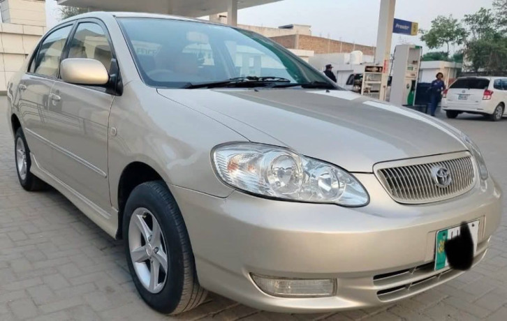 toyota-corolla-altis-x-manual-16-big-4