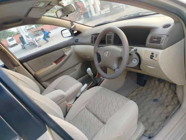 toyota-corolla-altis-x-manual-16-big-5