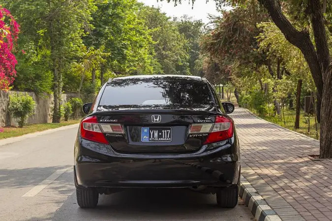 honda-civic-vti-oriel-prosmatec-2013-big-3