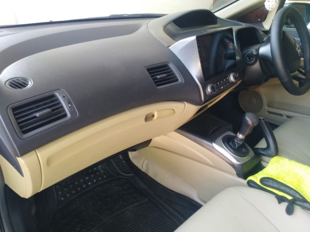 honda-civic-oriel-big-8