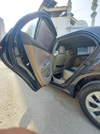 toyota-corolla-xli-2010-big-10