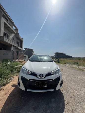 toyota-yaris-15-ativ-x-big-2