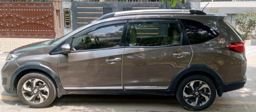 honda-br-v-i-vtec-s-big-7