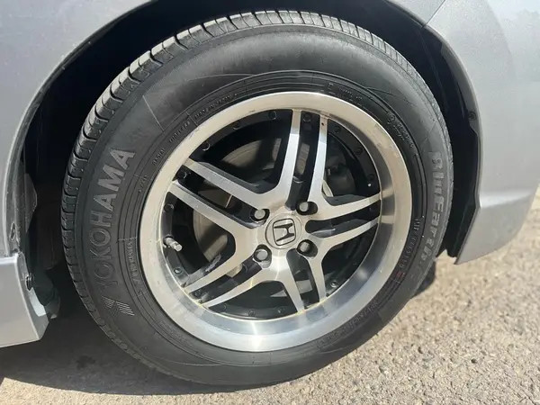 honda-fit-shuttle-hybrid-20182022-big-1