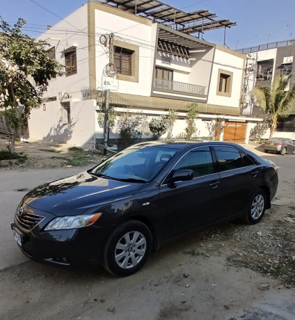 toyota-camry-big-1