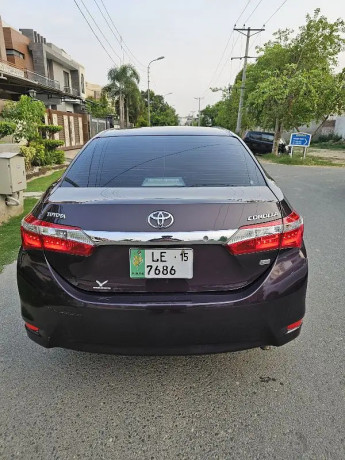 toyota-corolla-altis-x-cvt-i-18-big-5
