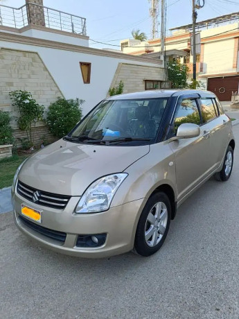 suzuki-swift-13-dlx-navigation-model-2016-big-2