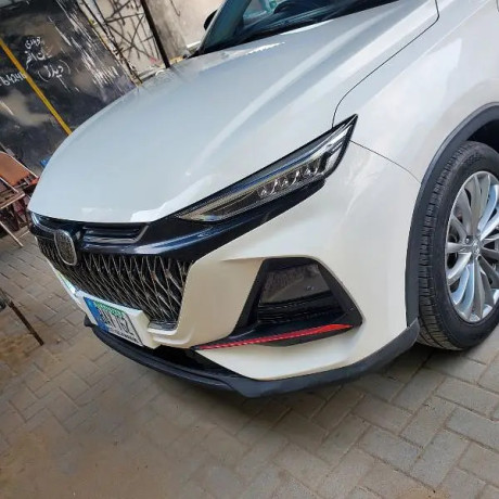 changan-oshan-x7-futuresense-7-seat-big-1