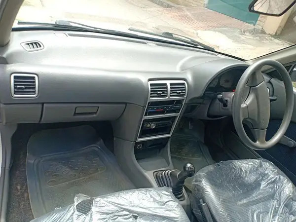 suzuki-cultus-vxr-2015-big-7