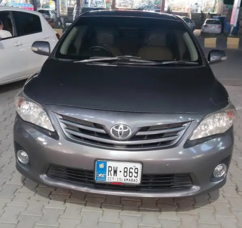 toyota-corolla-gli-16-vvt-i-automatic-ha-2011-model-big-0