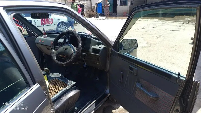 suzuki-mehran-vx-2011-big-3