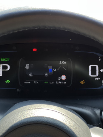 toyota-aqua-2021-new-shape-big-8