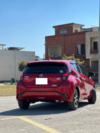 toyota-aqua-2021-new-shape-big-1