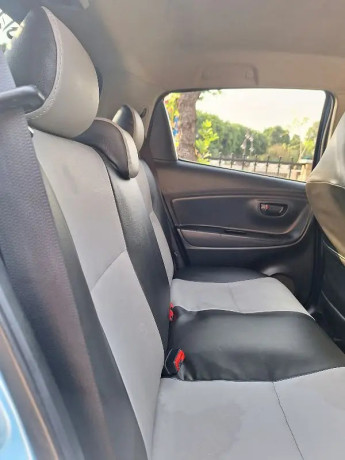 toyota-vitz-2015-big-4