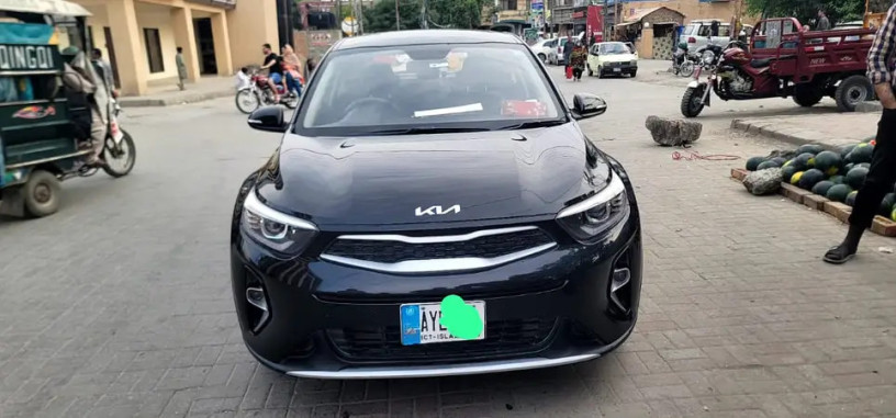 kia-stonic-ex-2022-big-0