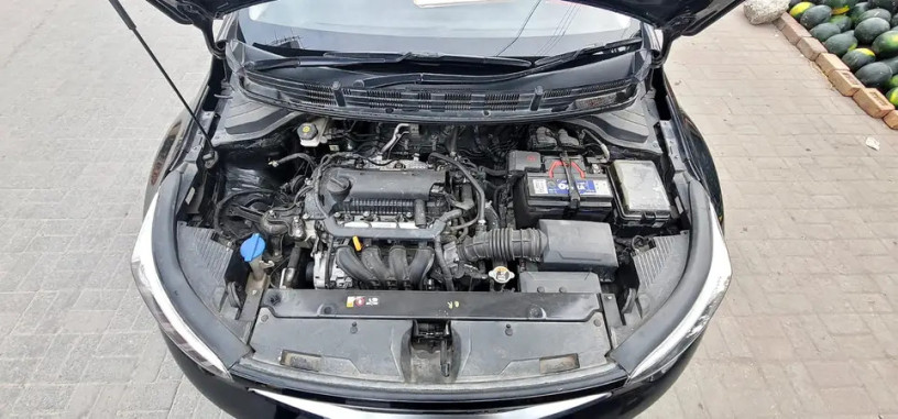 kia-stonic-ex-2022-big-1