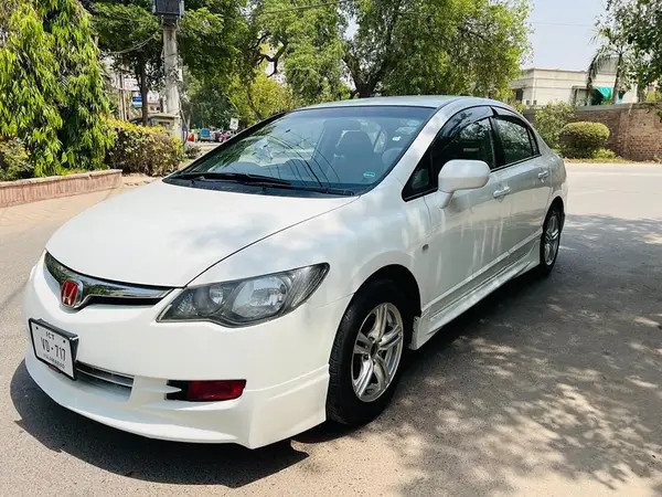 honda-civic-vti-oriel-2012-big-2