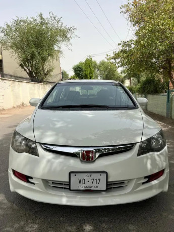 honda-civic-vti-oriel-2012-big-14