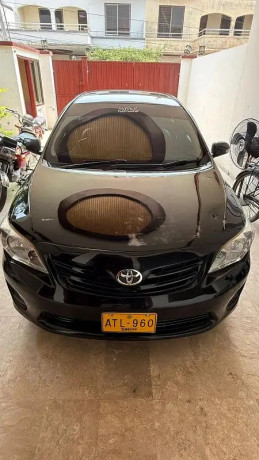 toyota-corolla-xli-2010-big-0