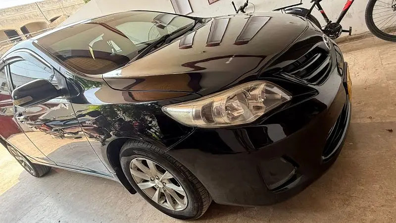 toyota-corolla-xli-2010-big-10