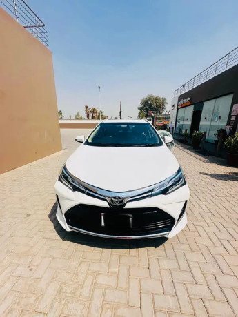 toyota-altis-grande-18-x-2021-beige-interior-big-0