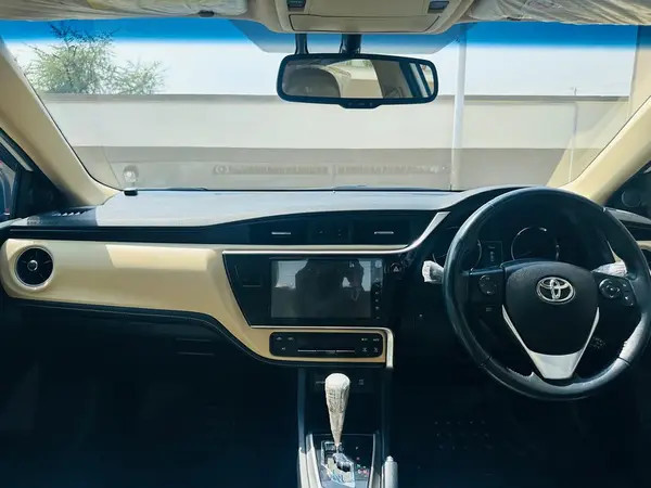 toyota-altis-grande-18-x-2021-beige-interior-big-5