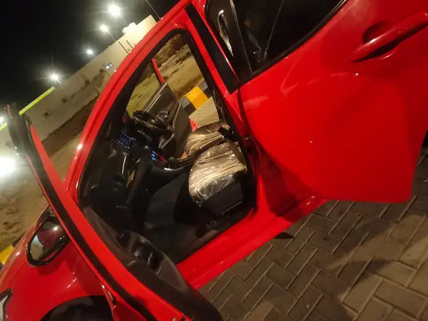 toyota-yaris-2021-big-2