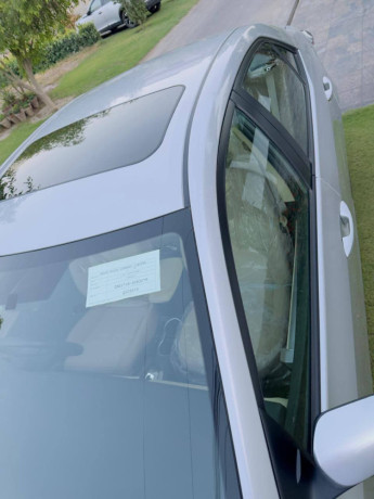 toyota-corolla-altis-16-x-cvt-i-big-1