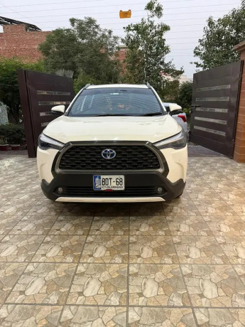 toyota-corolla-cross-hev-x-2024-big-7