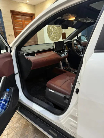 toyota-corolla-cross-hev-x-2024-big-4
