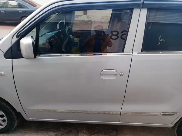 suzuki-wagon-r-2020-big-11