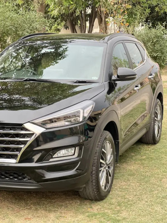 hyundai-tucson-hybrid-smart-big-0