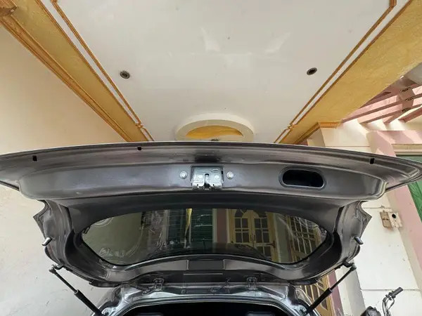 toyota-vitz-2011-2014-big-2